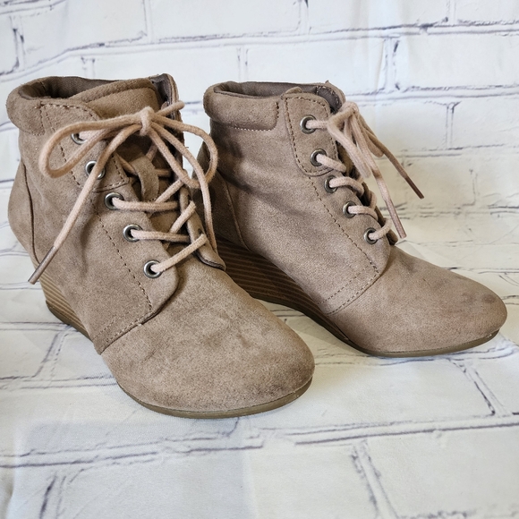 Brown Suede Wedge Boots - Picture 2 of 8